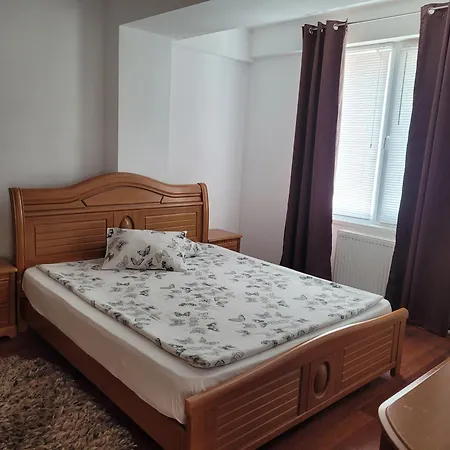 Rose Nord Summerland Apartment Mamaia
